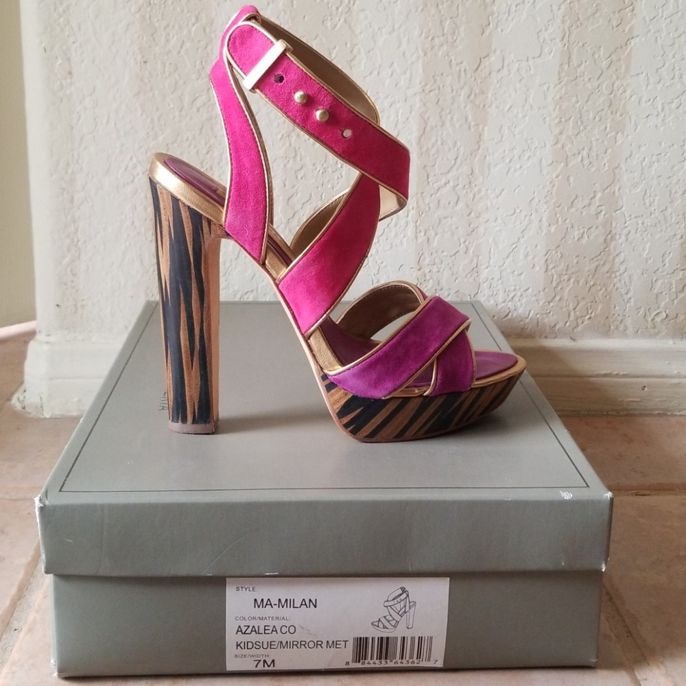 BCBG Milan suede leather high heel sandal 7 37